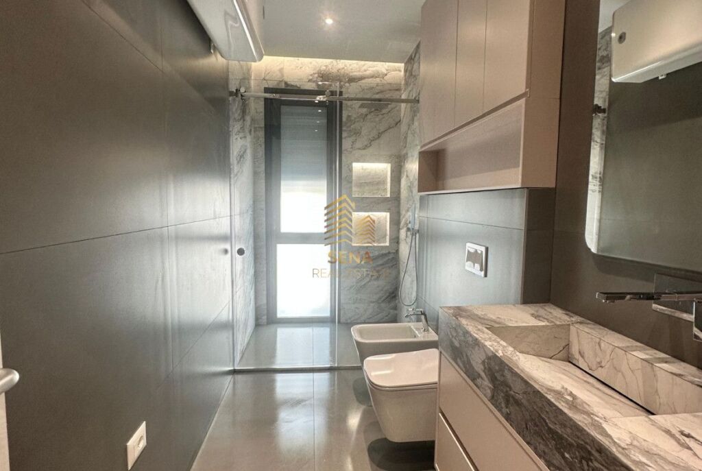 Qira, Apartament 2+1+blk+2wc,Liqeni Thate-Residenca Met Invest Lake Front,150,000 Leke/muaj