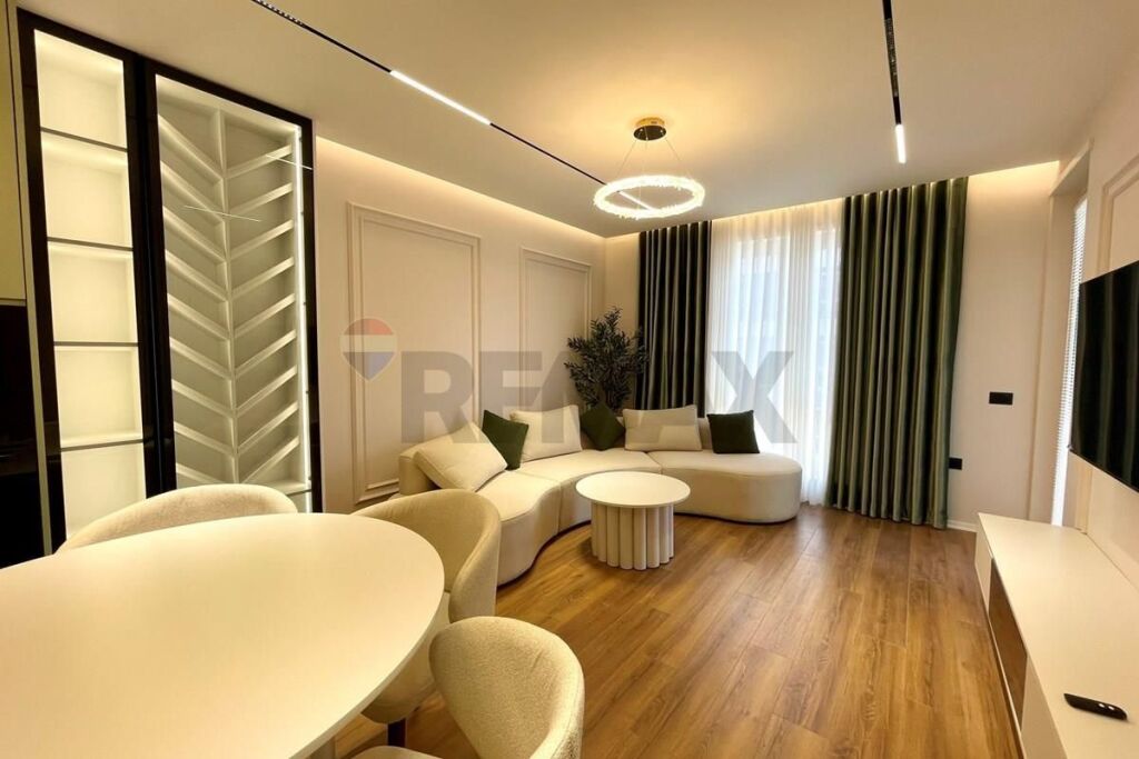 Apartament modern per qira, 2+1 tek rezidenca Univers City!