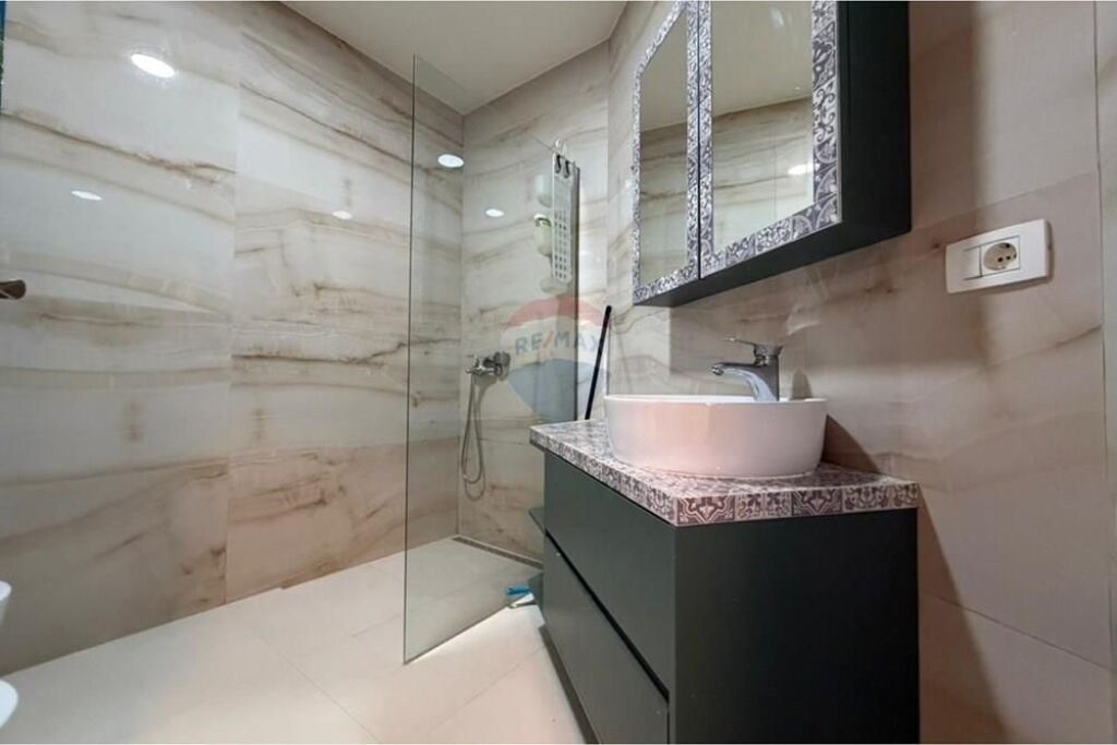 Apartment 1+1 for rent at Kodra e Diellit!