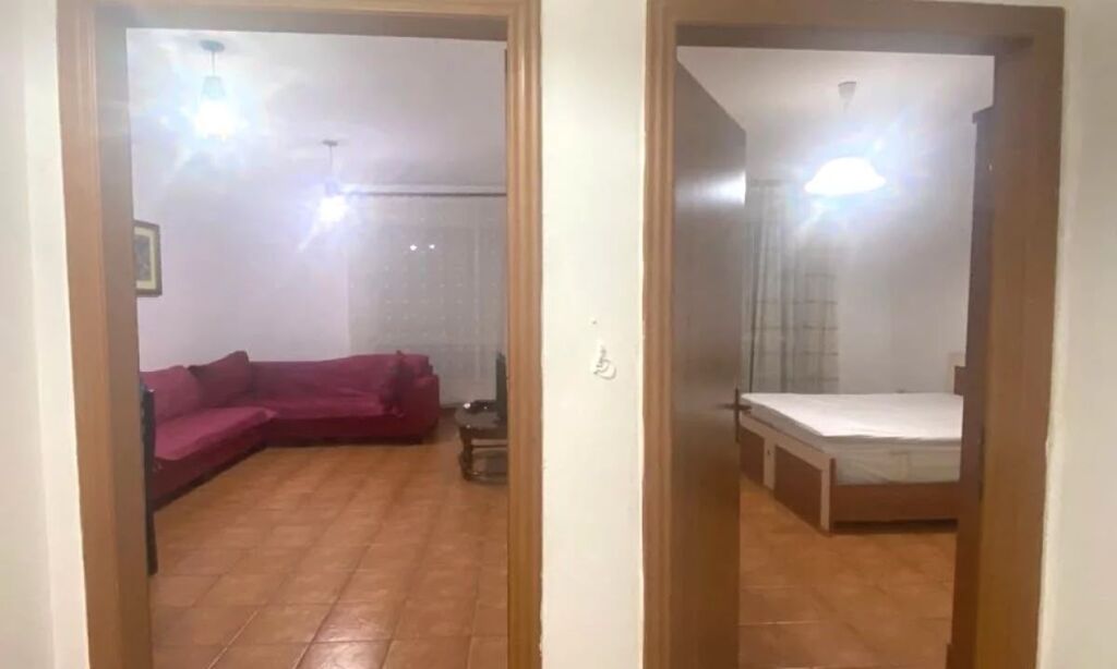 1+1, 3rd floor elevator, new market, 500 thousand lek
