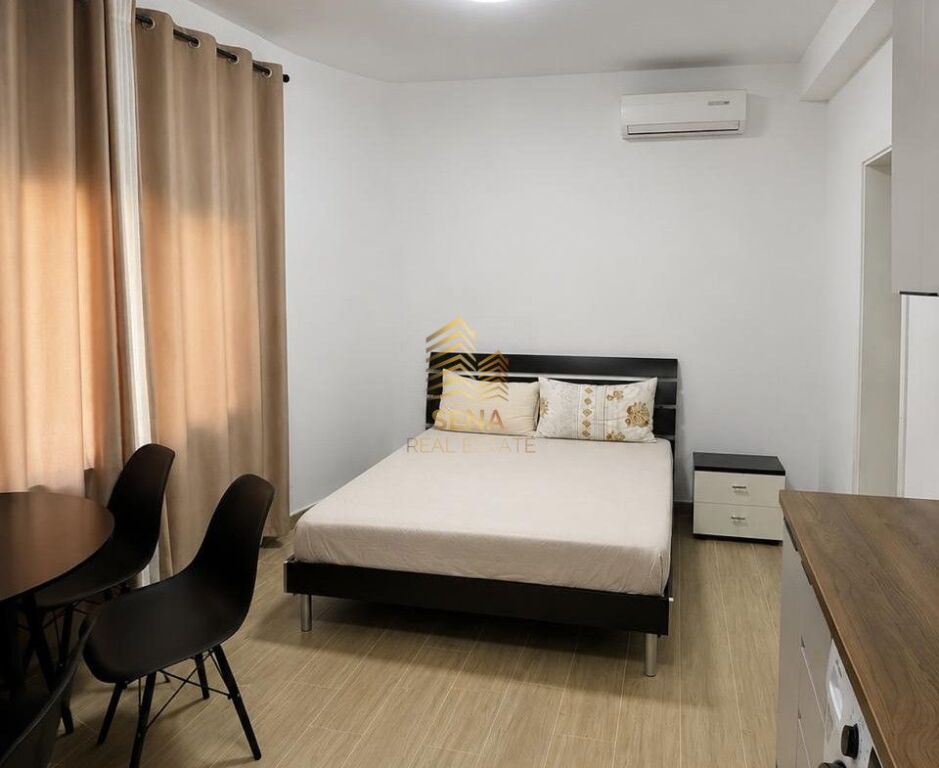 Rent, studio apartment, 5 May, 35,000 Lek/month