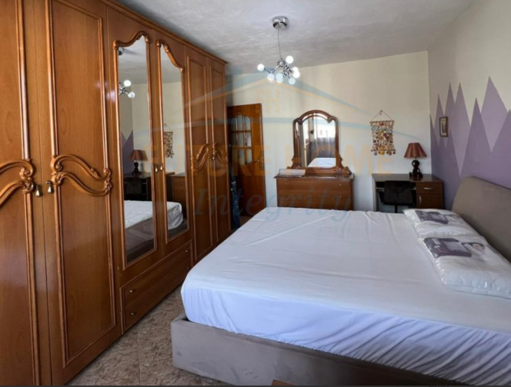 Rent, Apartment 1+1, Xhamlliku, Tirana. AL70254