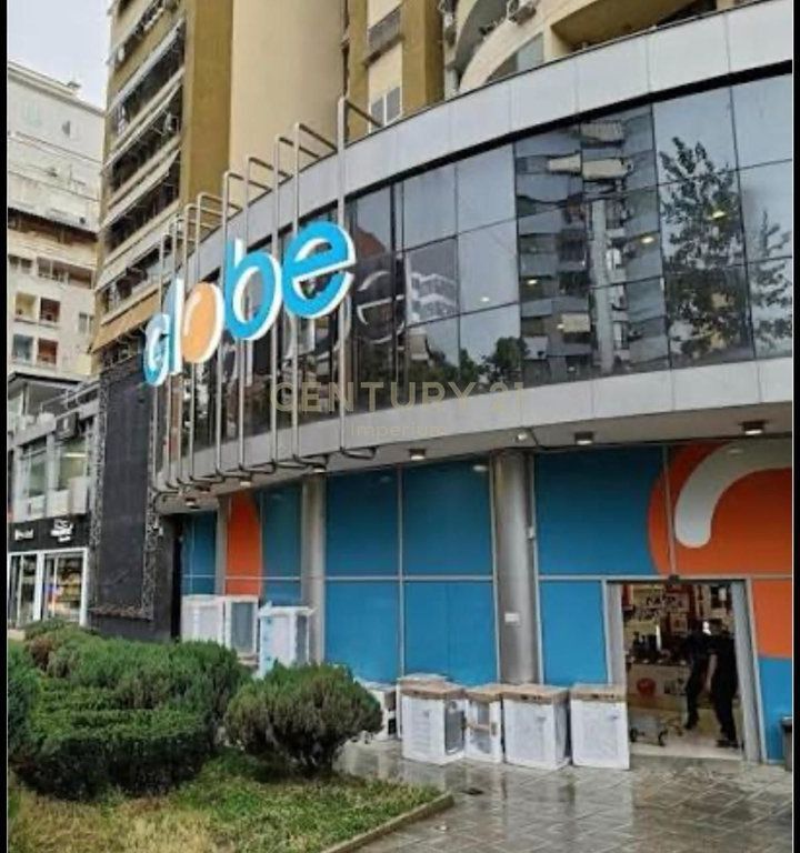 Shop for sale near Globe, former park