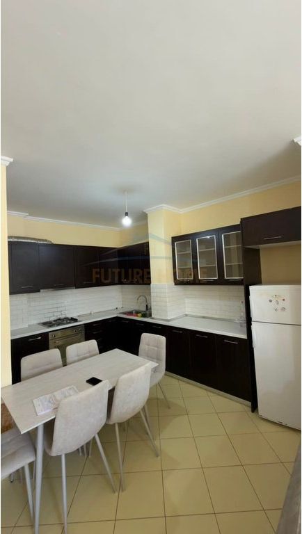 Qera, Apartament 1+1, Rruga e Thesarit , Fresk