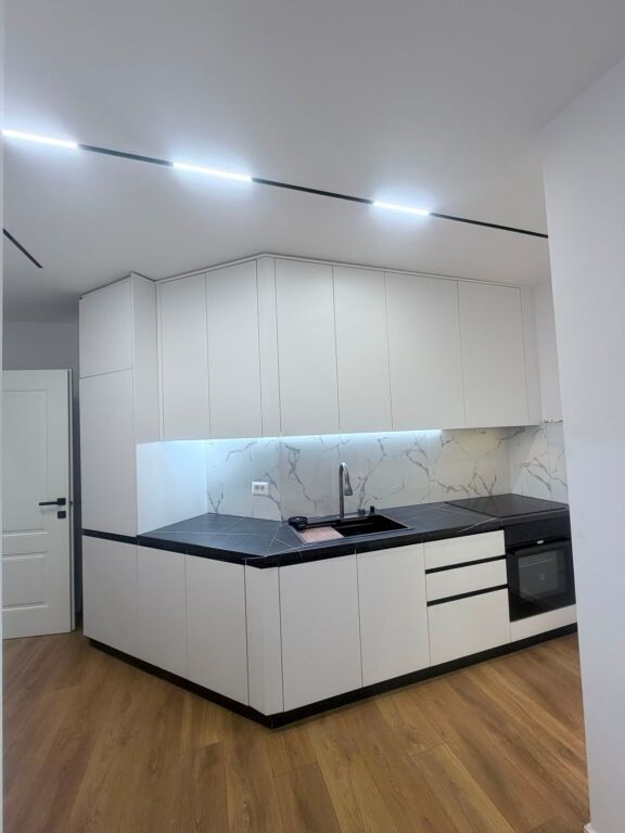 21 December near Hotel Mondial.  Apartment for rent 1+1.