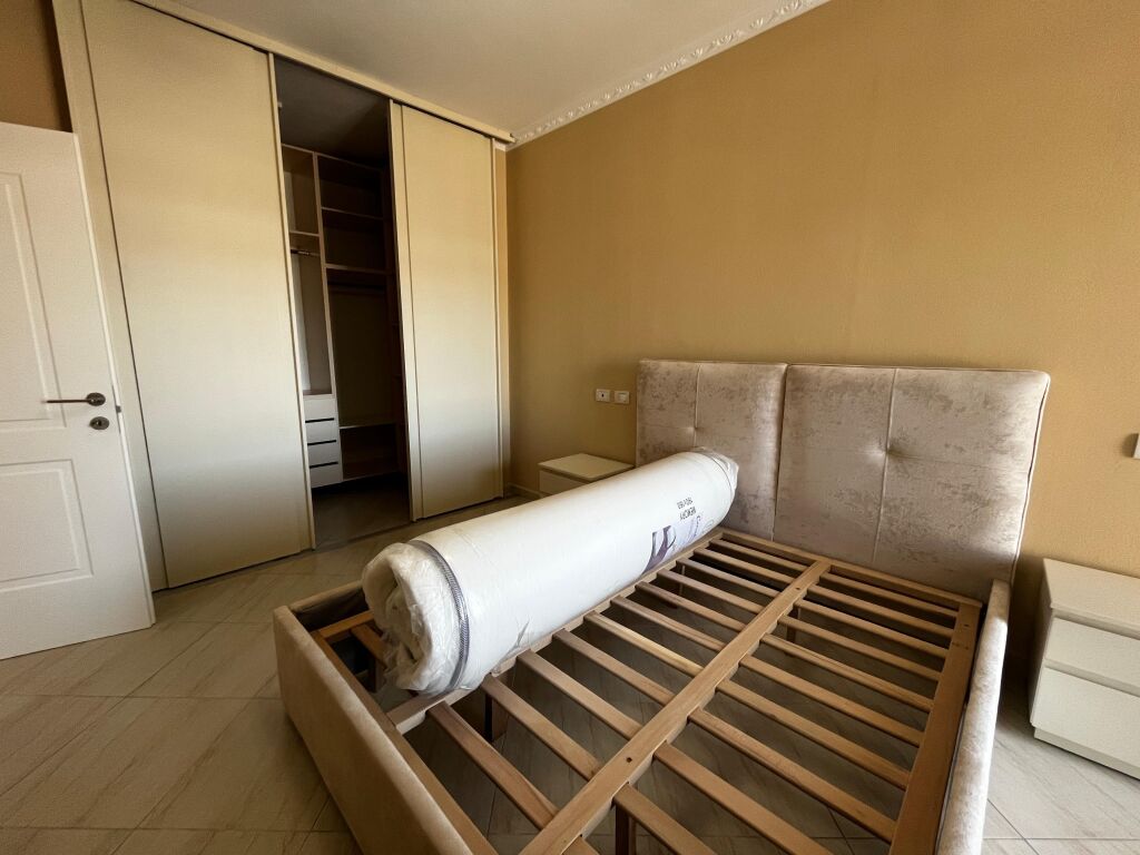 For rent Apartment 2+1 opposite the Train Station-Jedas, Durres.