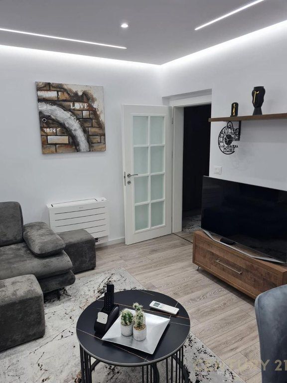 FOR RENT 2+1 NEAR "RESTAURANT DURRESI" SUN142483