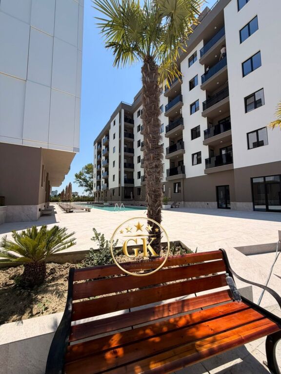 SHITET PENTHOUSE + POST PARKIMI 📍MALI I ROBIT
