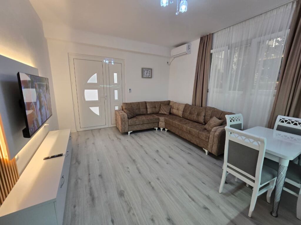 2+1/Qera📍Sauk 📌45 000 lek