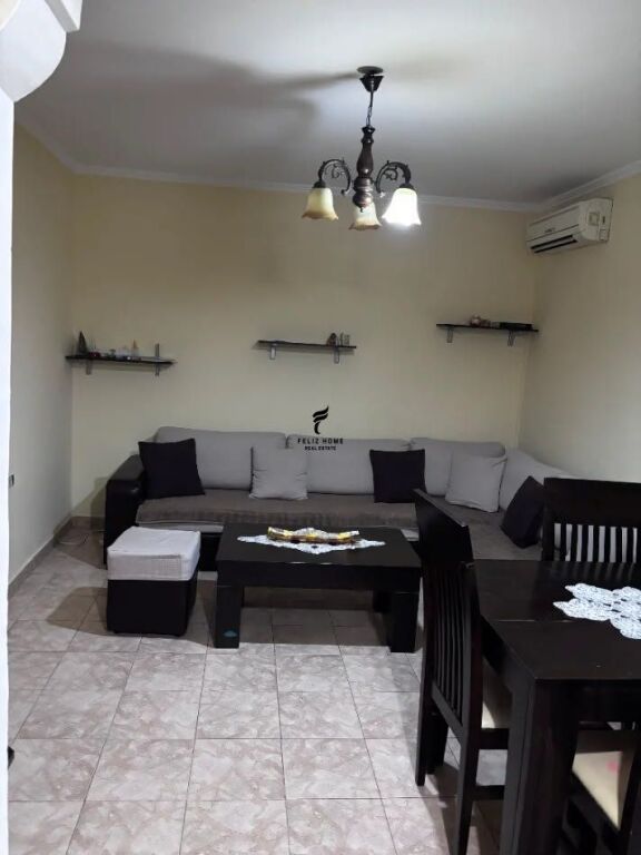 APARTAMENT ME QERA 1+1 ALI DEMI 45.000 LEKE FH-78676
