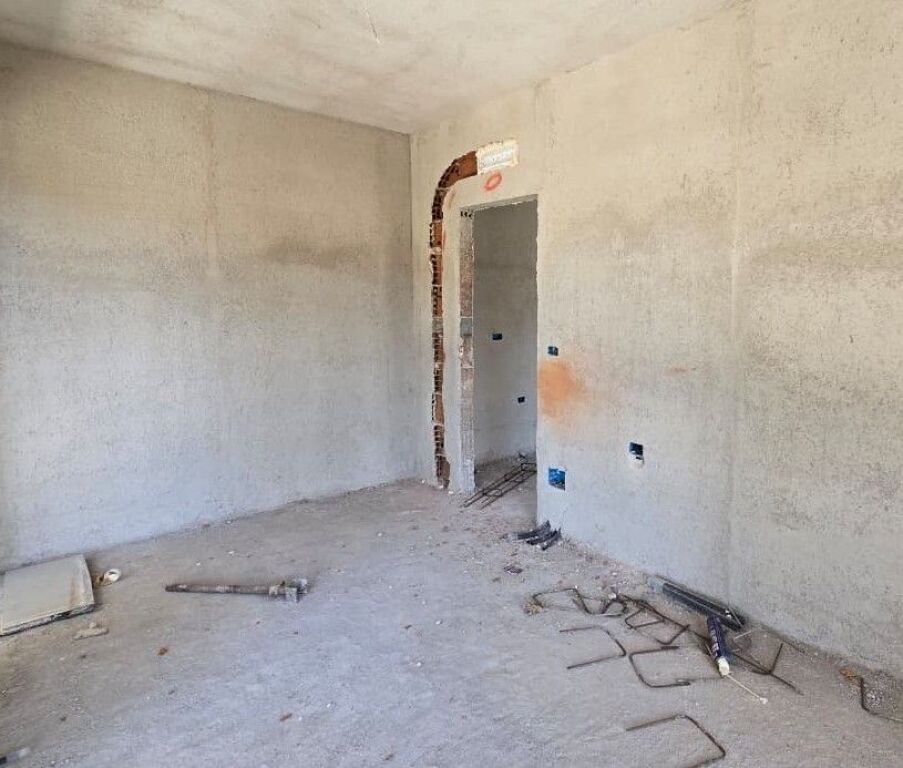 📌 Shitet Apartament 1+1 tek Tirana Entry