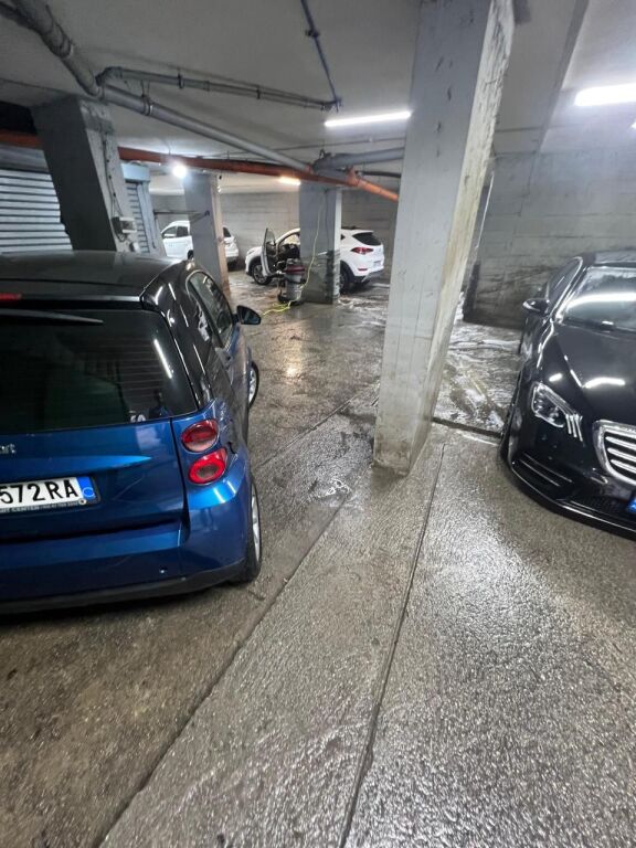 AFFITTASI LAVAGGIO AUTO 500M2 VIA KOSOVAREVE