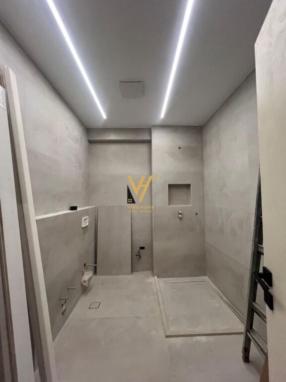 SHITET APARTAMENT 2+1+2+BLK TEK ISH EKSPOZITA 320.000 EURO