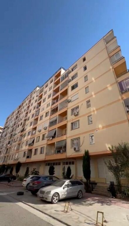 Garsoniere 1+1 ne shitje ne Astir