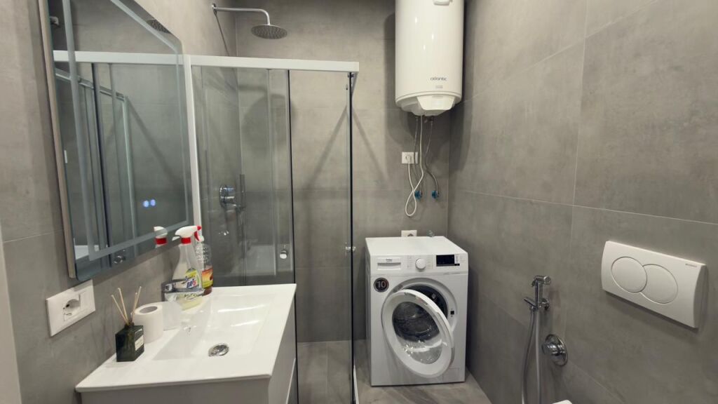 Apartment 1+1 for Rent at Fusha e Ali Demit - Tirana