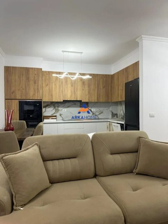 AFFITTASI APPARTAMENTO 1+1+BALCONE "GRAND GALLERY,YZBERISHT" 48.000 LEKE