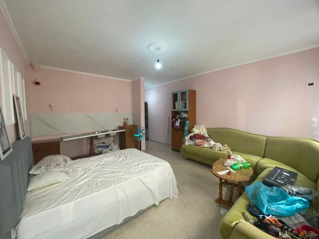Studio apartment for rent at Shkembi Kavajes