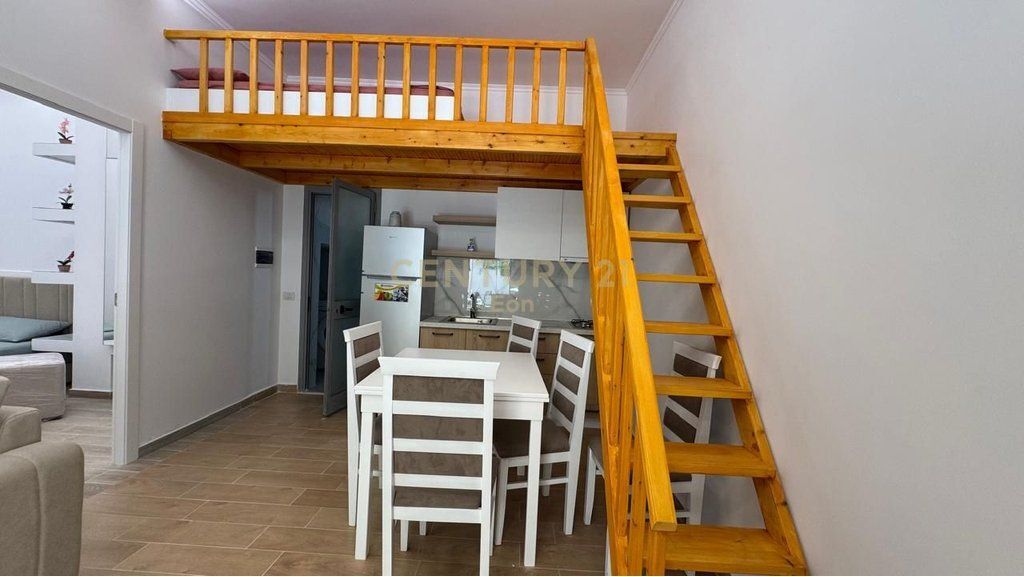 DUPLEX KATI 0, PAMJE DETI NE SHKEMBIN E KAVAJES !