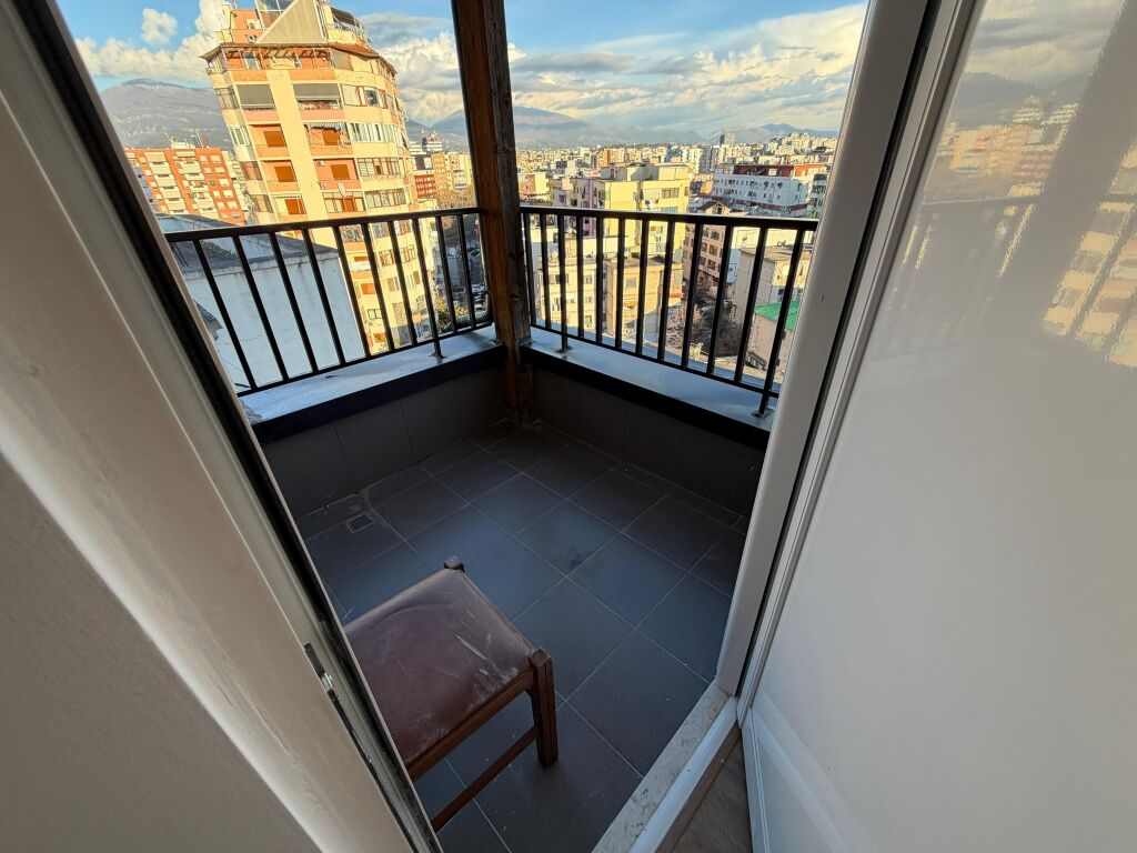 🏡 Jepet me qira 1+1, 📍 Përballë Delijorgji, tek Karburant Kastrati