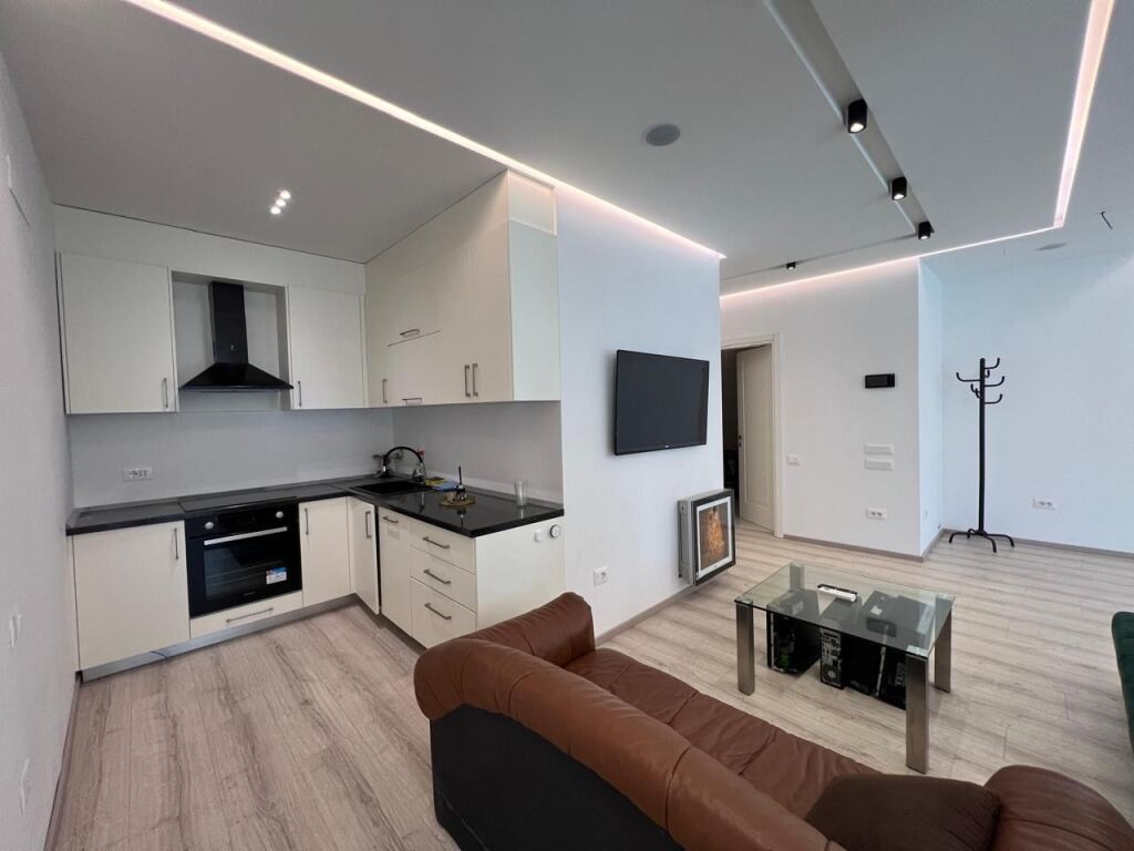 Apartament per shitje 2+1 ne Bllok