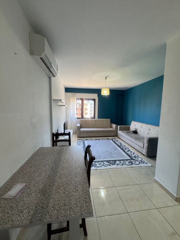 Super 2+1 apartment near the botanical garden ( fratari )