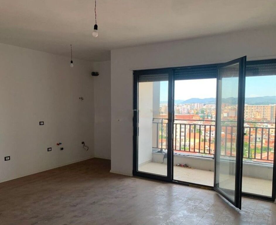 Apartment 2+1+2 completely new for sale in Bulevardin e Ri
