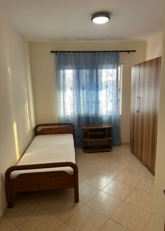 Appartamento 3+1 in affitto ad Astir!