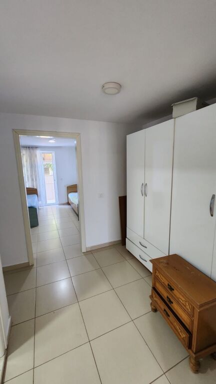 Duplex 2+1 me qira – pranë Kompleksit Grand, tregu elektrik !