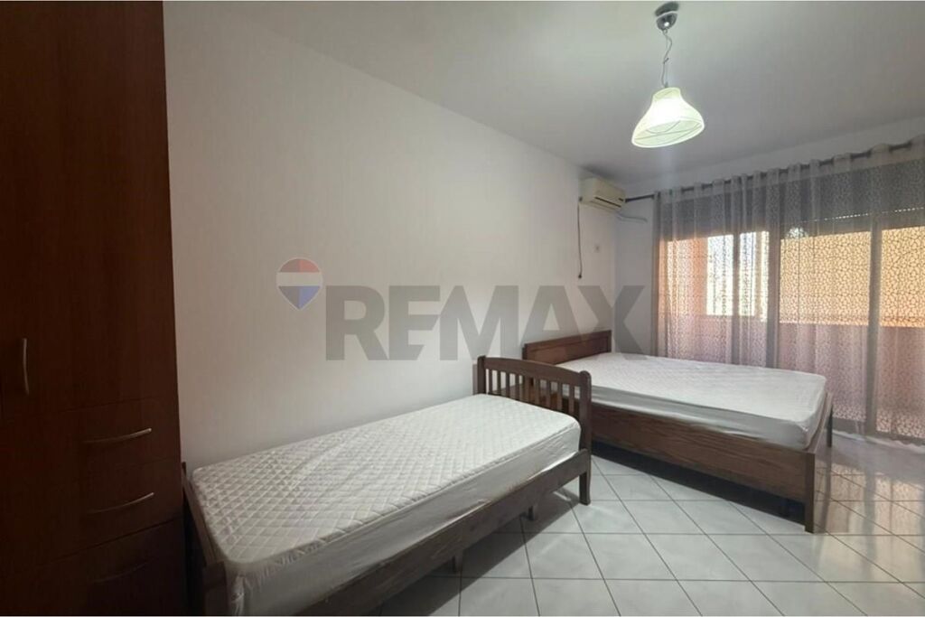 Apartament - Për Qira - Rruga Mikel Maruli, Tiranë