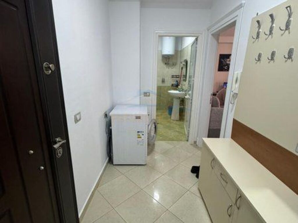 Qera, Apartament 2+1,Rruga Haxhi Dalliu, Tirane.