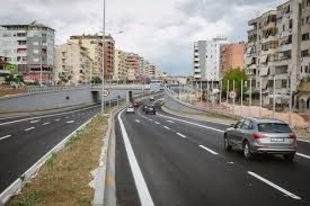 Shitet, Apartament 1+1, Unaza Re