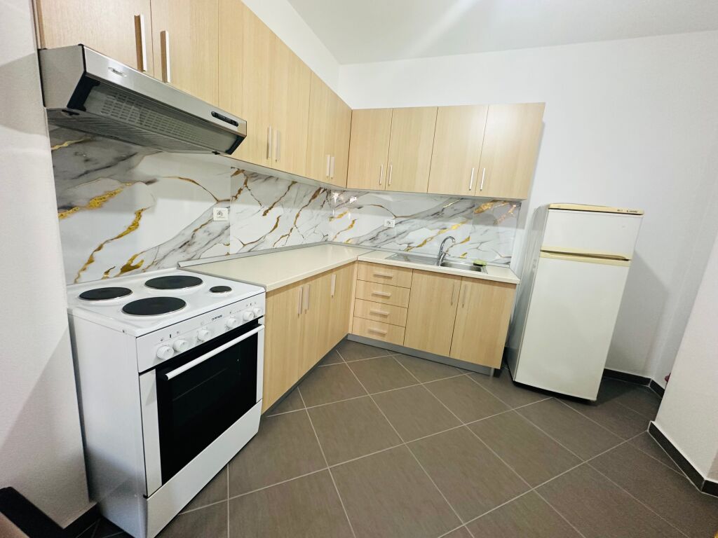 Affittasi Appartamento 1+1+1 Balcone
