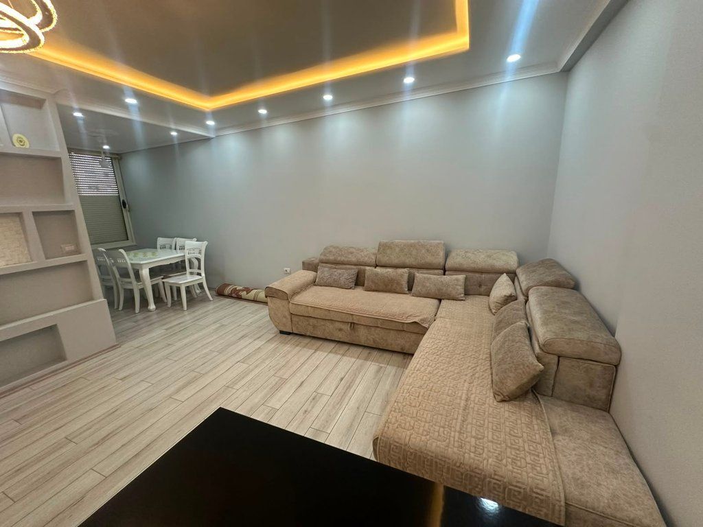 For rent 2+1 apartment at Rrethi i Freskut