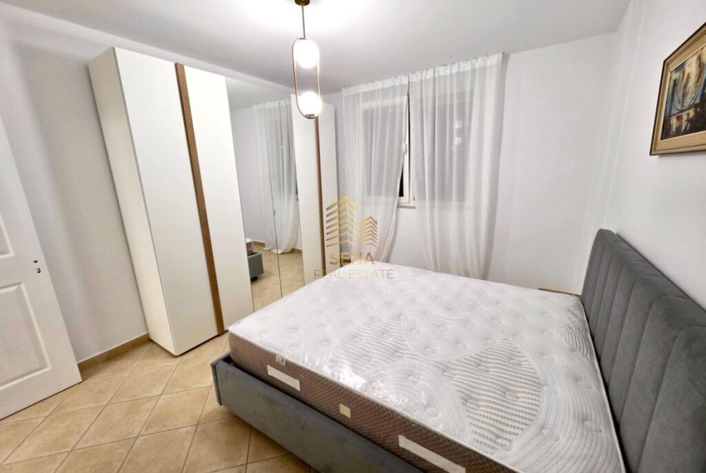 Affitto, Appartamento 1+1+balcone, Ex Esposizione, 650 Euro/Mese
