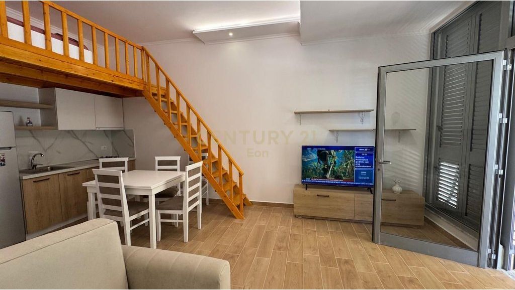 DUPLEX KATI 0, PAMJE DETI NE SHKEMBIN E KAVAJES !