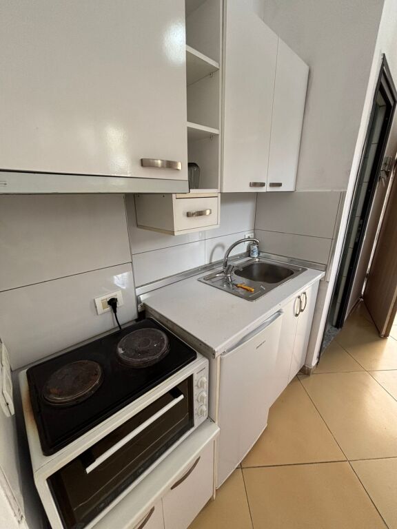 Rent | Shtëpi private 1 + 1 | Ali Demi | 320 €/month