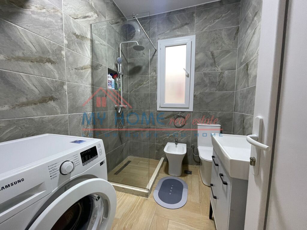 Apartamente  Apartament modern 2+1 per qira ne zonen e 21 Dhjetorit