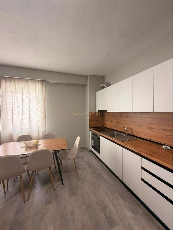 Apartament 1+1 me Ballkon – 320 €uro