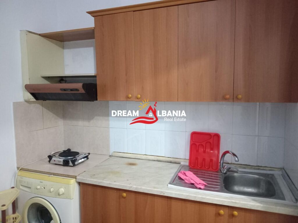Floor of a villa for rent in the Student City area, Tirana (ID 4219502 ) f