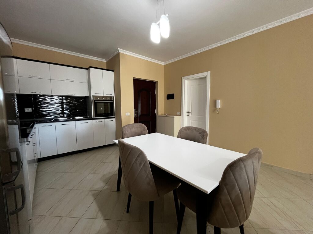 For rent Apartment 2+1 opposite the Train Station-Jedas, Durres.