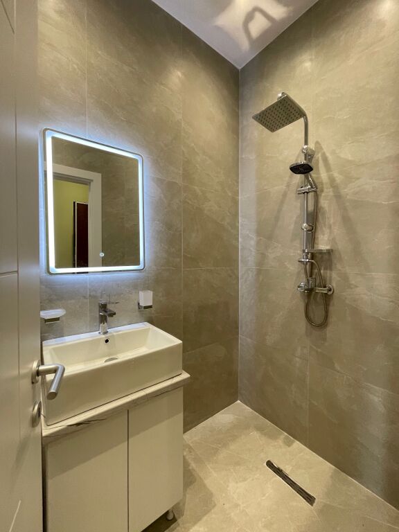 🏠 SHITET Apartament 2+1 Në  Myslym Shyr