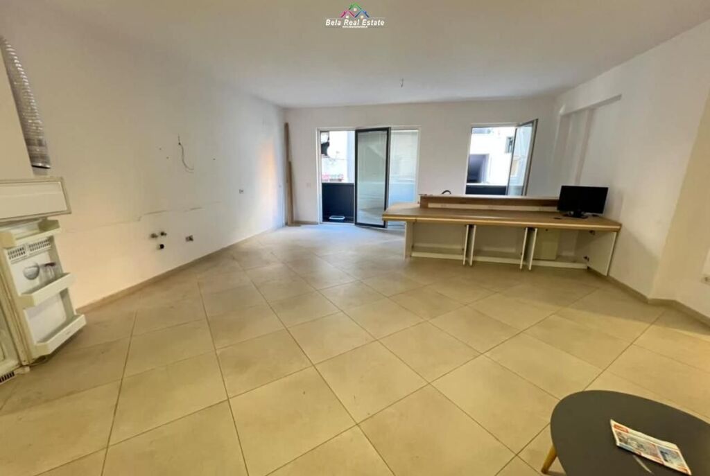 Zyre Me Qera 1+1 Te Mine Peza (ID BZ2986) Tirane
