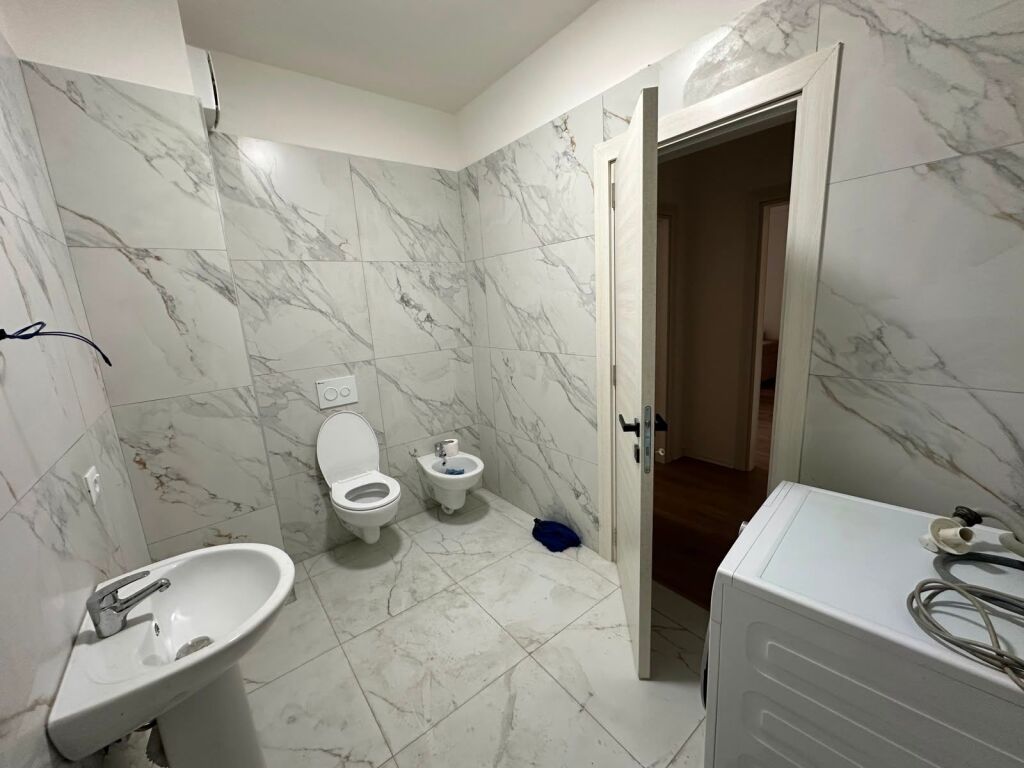 Jepet me Qera Apartament 1+1+Post Parkimi  , Paskuqan