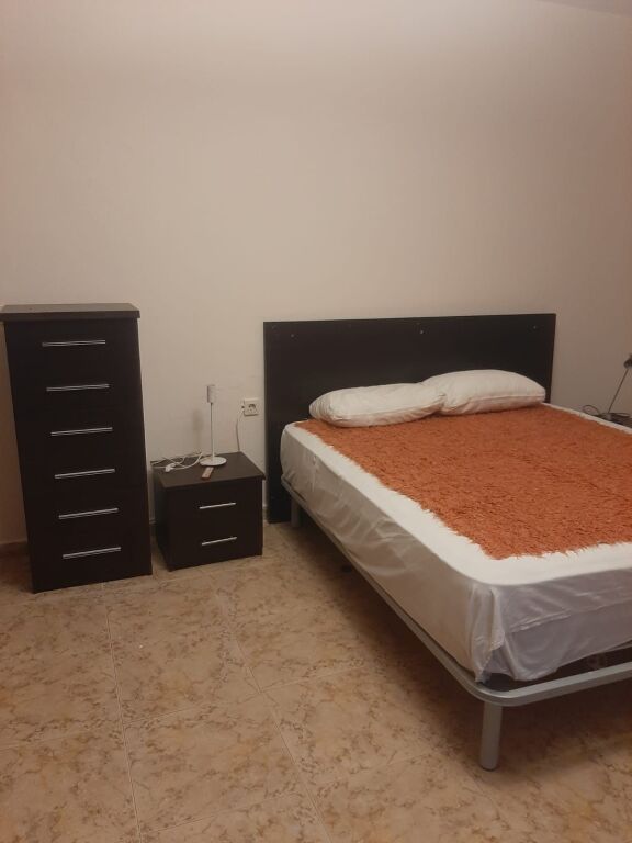 🏡 Jepet me Qera Hyrje 2+1 në Qytet Student, 450 mije leke