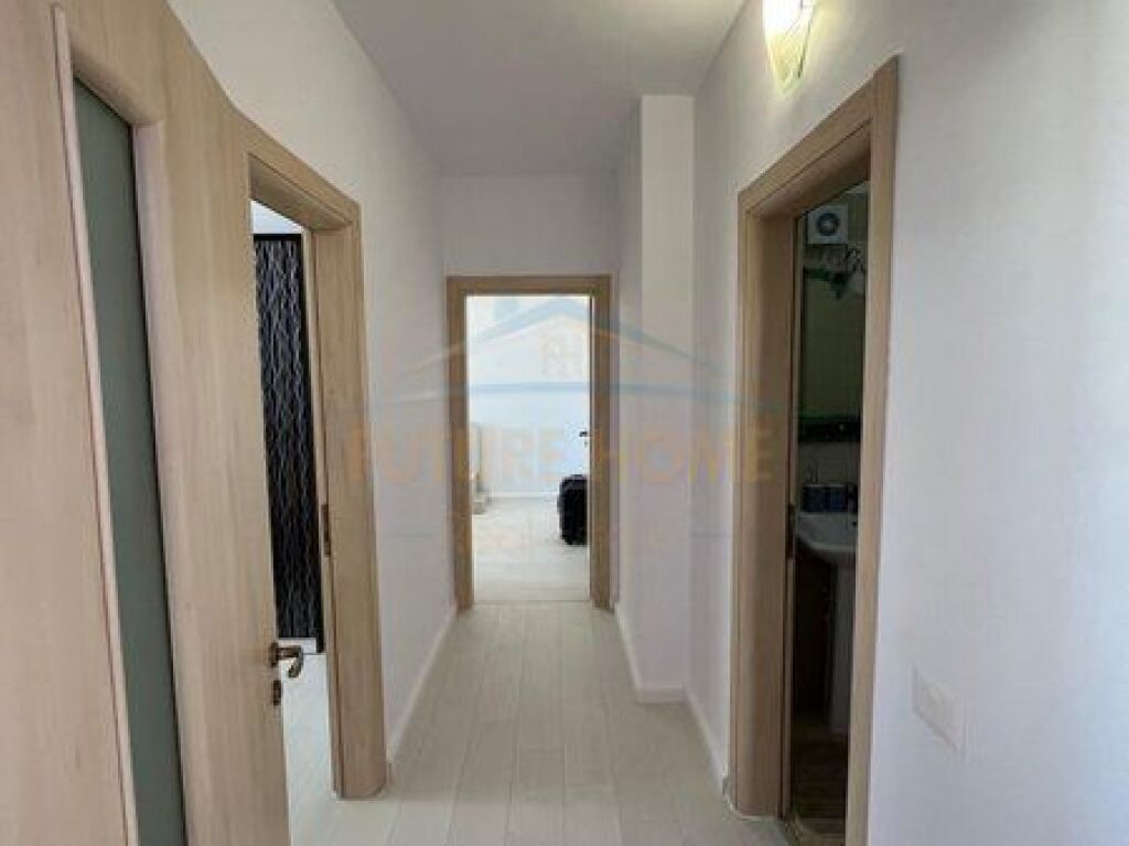 Rent, Apartment 2+1+2 + Garage, Court, Durres