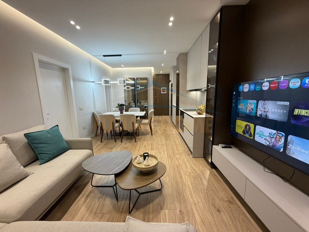 Luxury Apartament te Golden Tower