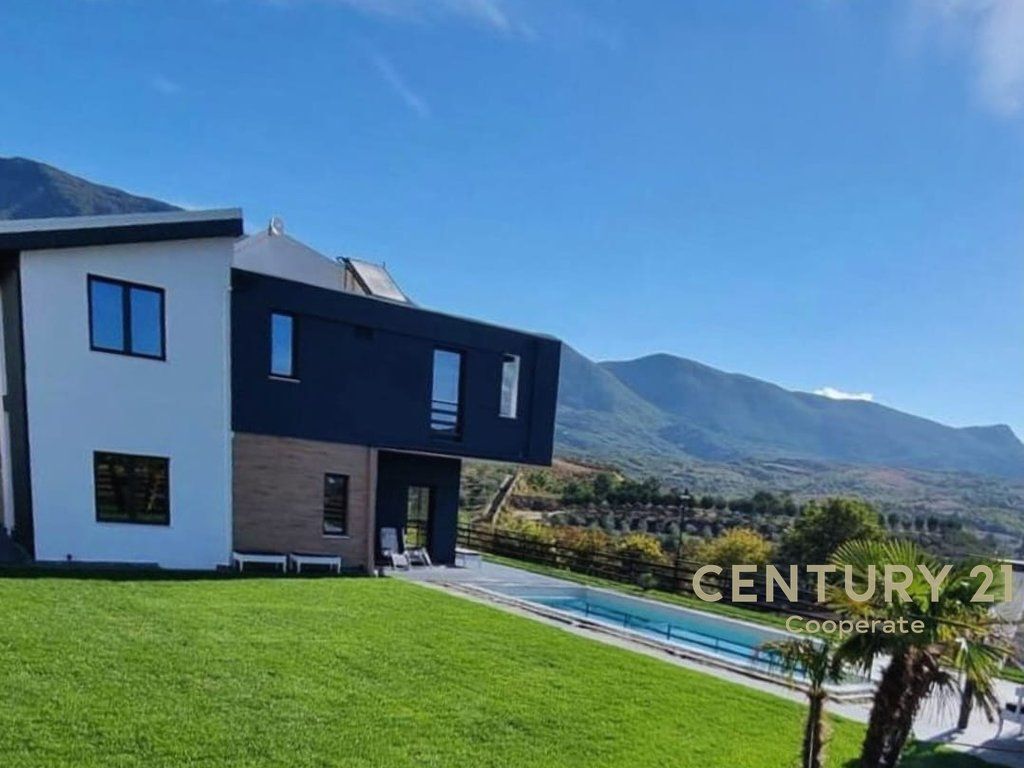 WE SELL MODERN VILLA IN DAIAS, NEAR TIRANA CPM142419
