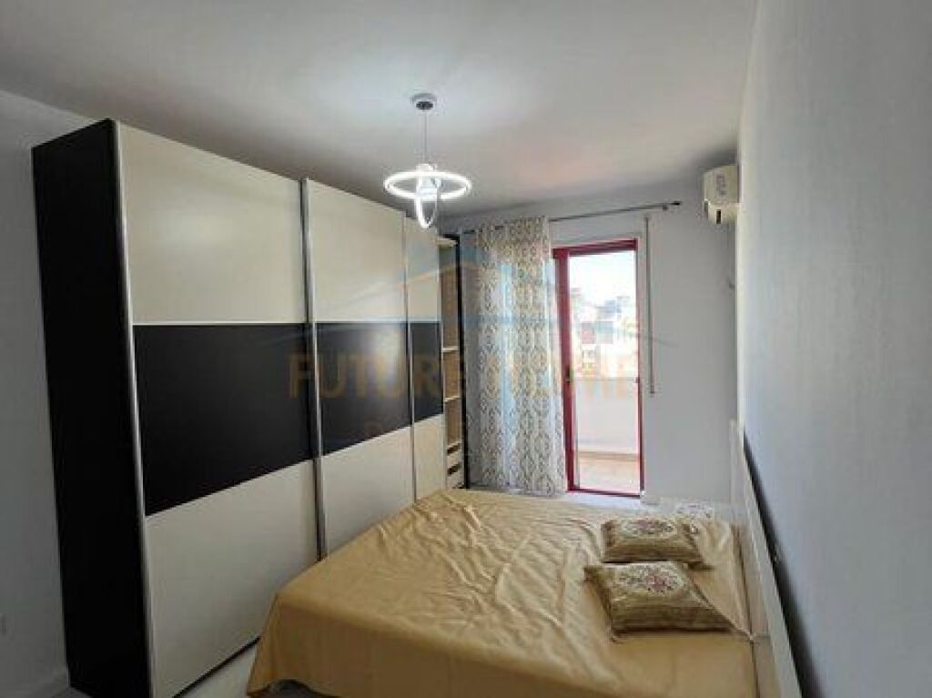Rent, Apartment 2+1+2 + Garage, Court, Durres