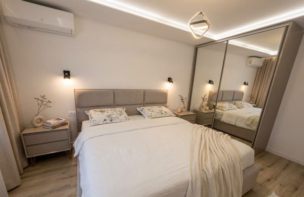 Shitet apartament luksoz 2+1 te Brryli