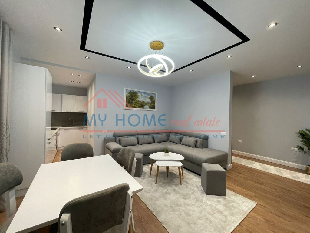 Apartamente  Apartament modern 2+1 per qira ne zonen e 21 Dhjetorit